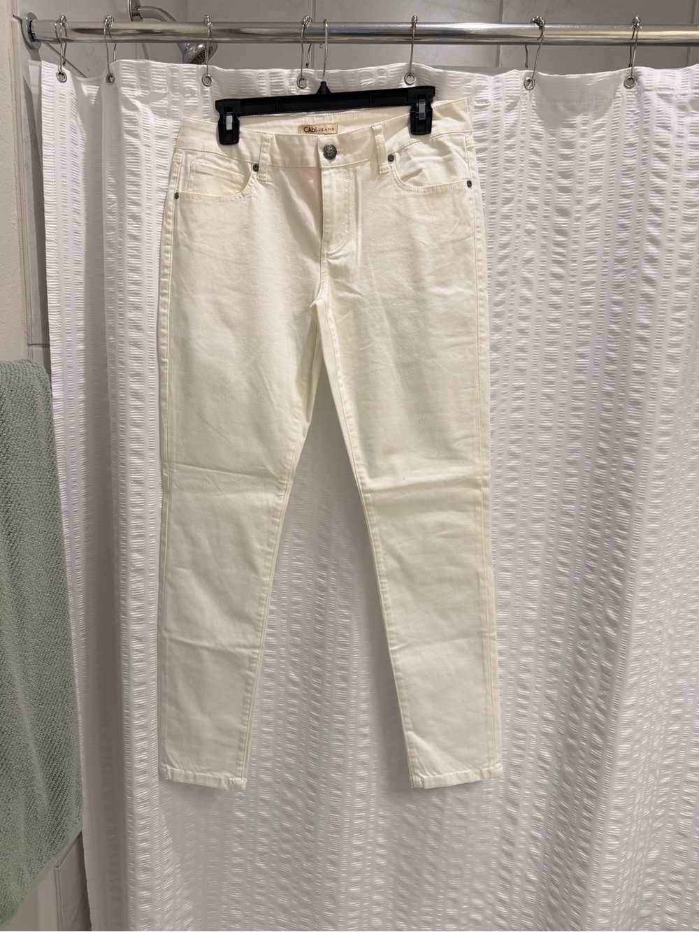 CAbi Skinny High-Rise Jeans in White